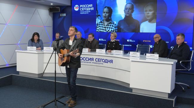Круглый стол на тему Они действительно смотрят. Секреты возвращения популярного документального кино