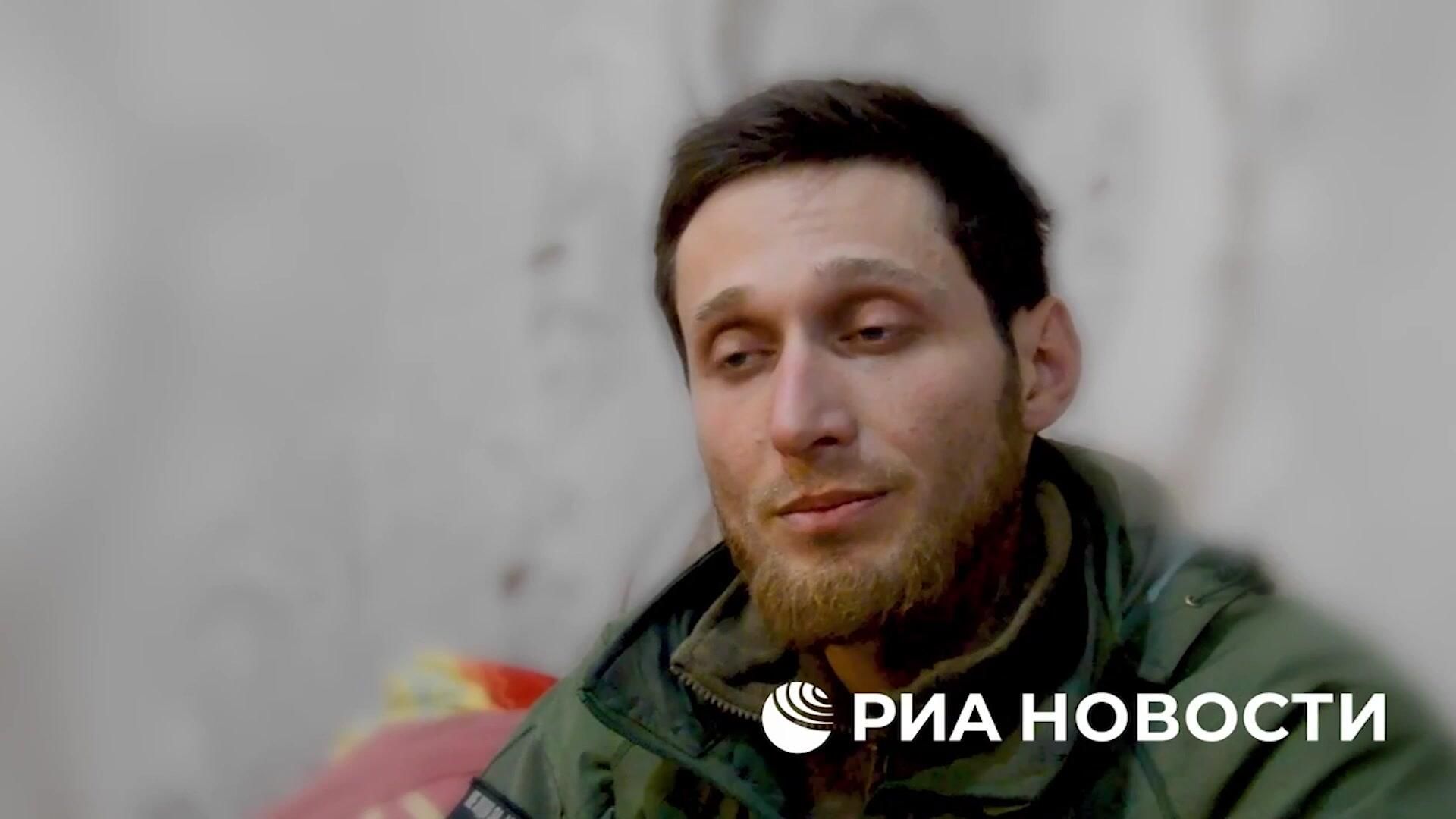 Закарья Алиев о том, как в одиночку отражал атаки боевиков ВСУ Закарья Алиев о том, как в одиночку отражал атаки боевиков ВСУ - РИА Новости, 1920, 14.11.2024