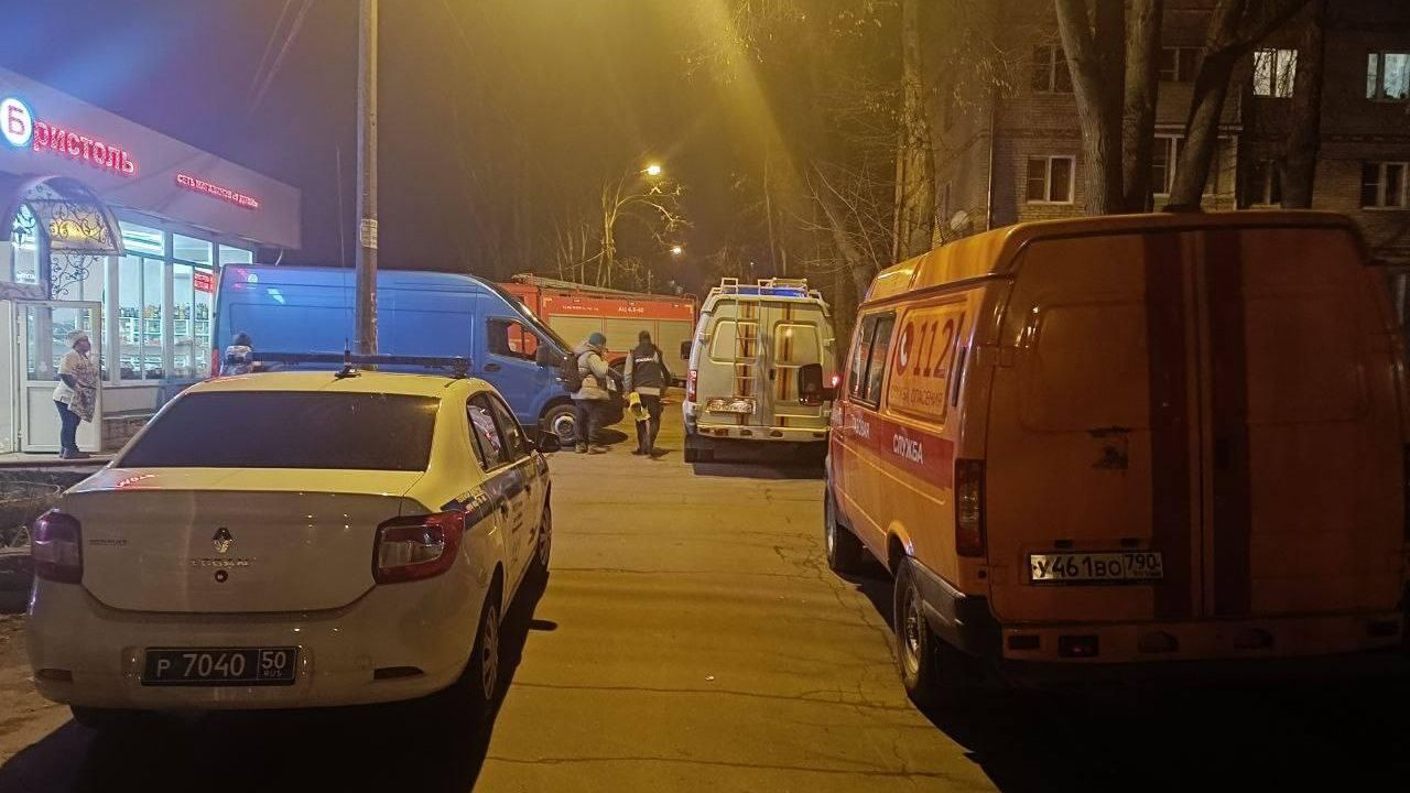 Место происшествия, где в квартире жилого дома житель обнаружил противопехотную мину в Лобне - РИА Новости, 1920, 15.11.2024