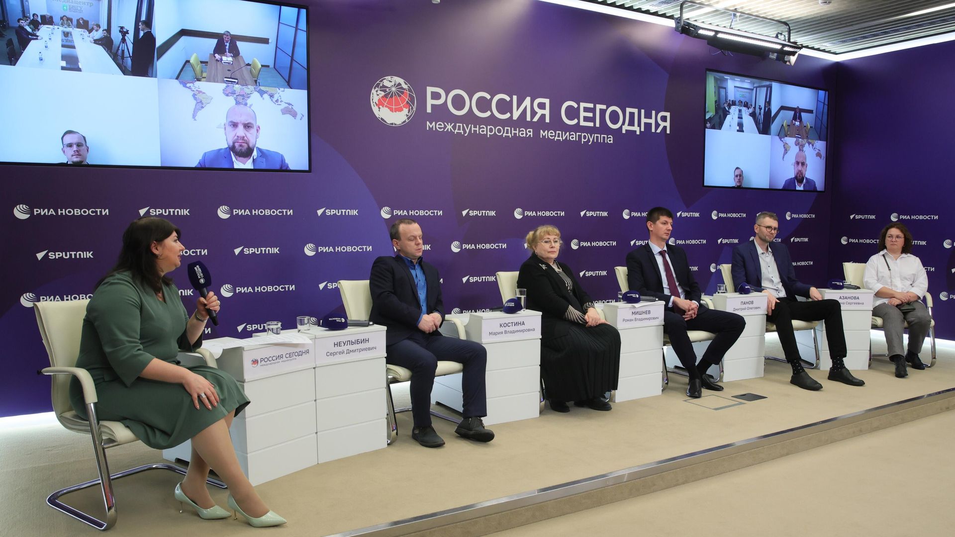 Круглый стол в формате видеомоста Москва — Белгород — Уфа на тему: Инновационные технологии в материаловедении: исследования, образовательные программы и внедрение в производство Круглый стол в формате видеомоста Москва — Белгород — Уфа на тему: Инновационные технологии в материаловедении: исследования, образовательные программы и внедрение в производство - РИА Новости, 1920, 18.11.2024