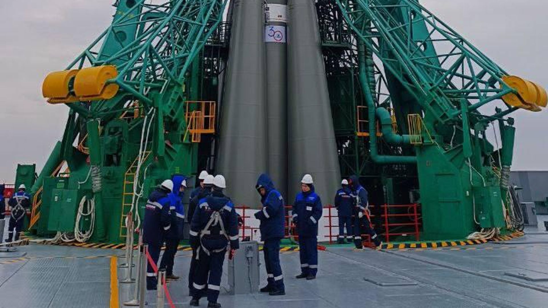 Ракету Союз-2.1а с кораблём Прогресс МС-29 установили на старт на космодроме Байконур Ракету Союз-2.1а с кораблём Прогресс МС-29 установили на старт на космодроме Байконур - РИА Новости, 1920, 28.11.2024