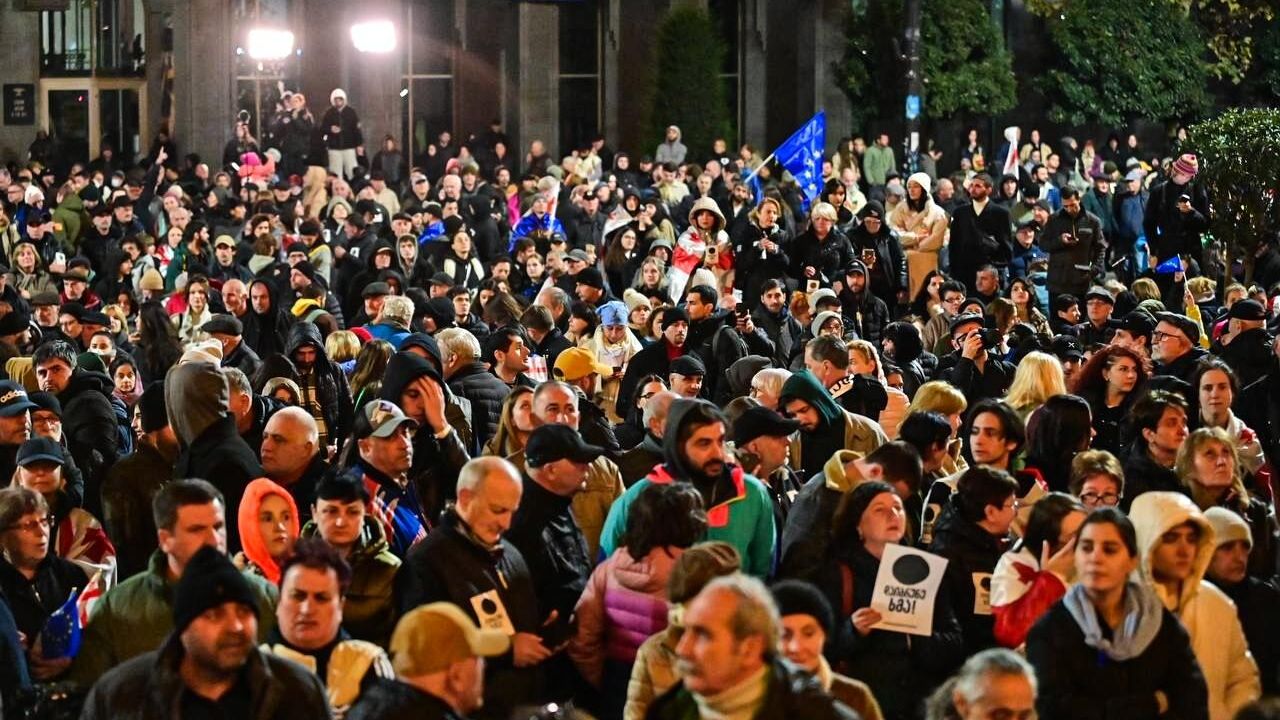 Участники акции оппозиции в Тбилиси Участники акции оппозиции в Тбилиси - РИА Новости, 1920, 29.11.2024