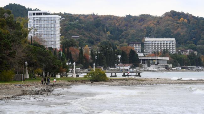 Морской берег в Сухуме