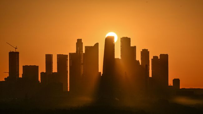 Международный деловой центр Москва-Сити (ММДЦ Москва-Сити) на рассвете