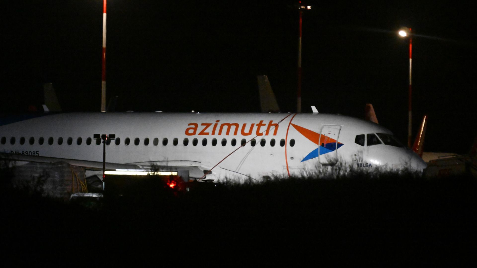 Самолет авиакомпании Азимут в Анталье после ЧП. 25 ноября 2024 Самолет авиакомпании Азимут в Анталье после ЧП. 25 ноября 2024 - РИА Новости, 1920, 25.11.2024