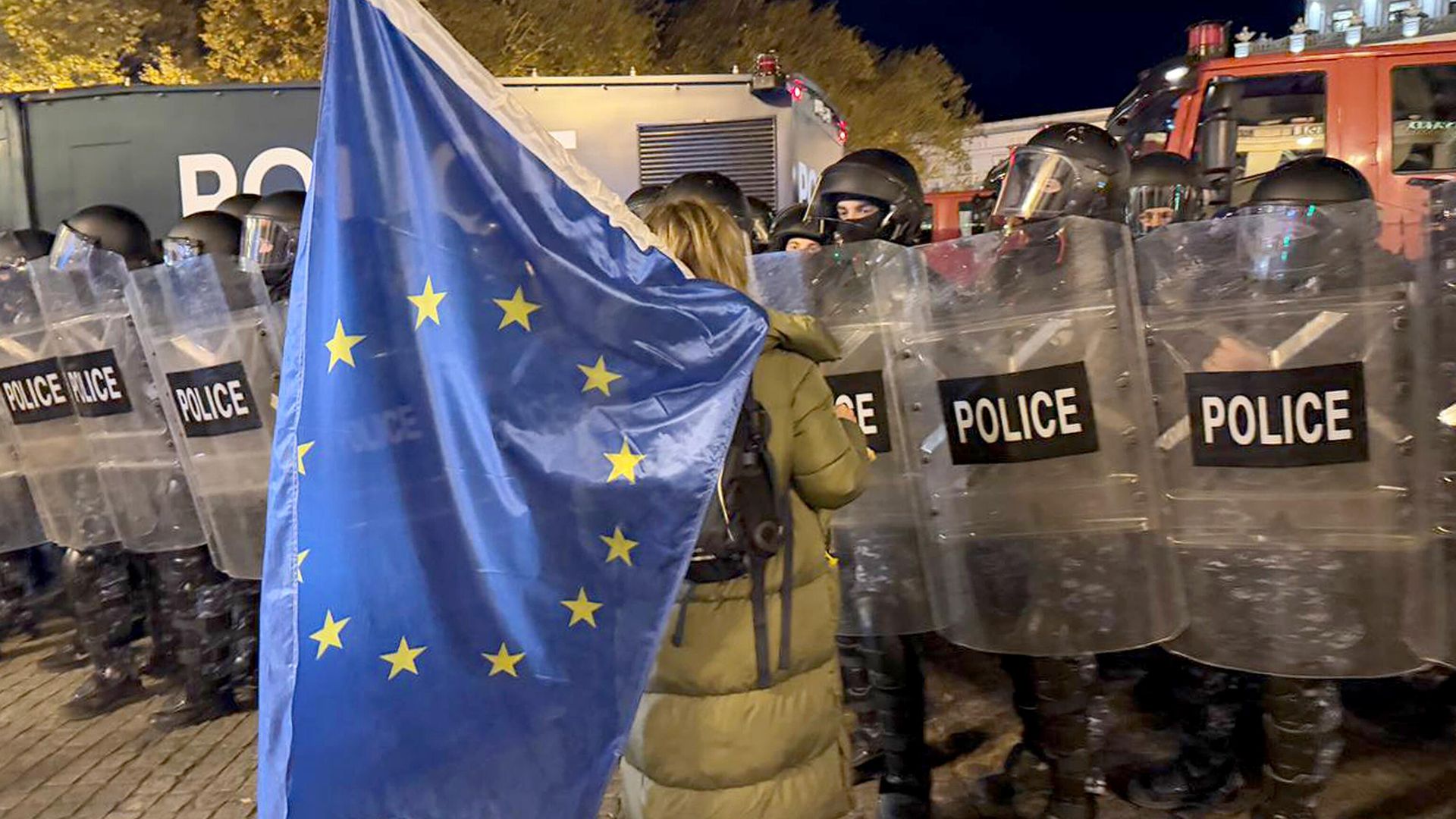 Акция протеста оппозиции в Тбилиси Акция протеста оппозиции в Тбилиси - РИА Новости, 1920, 29.11.2024