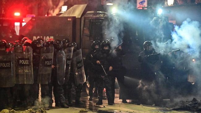 Акция протеста оппозиции в Тбилиси