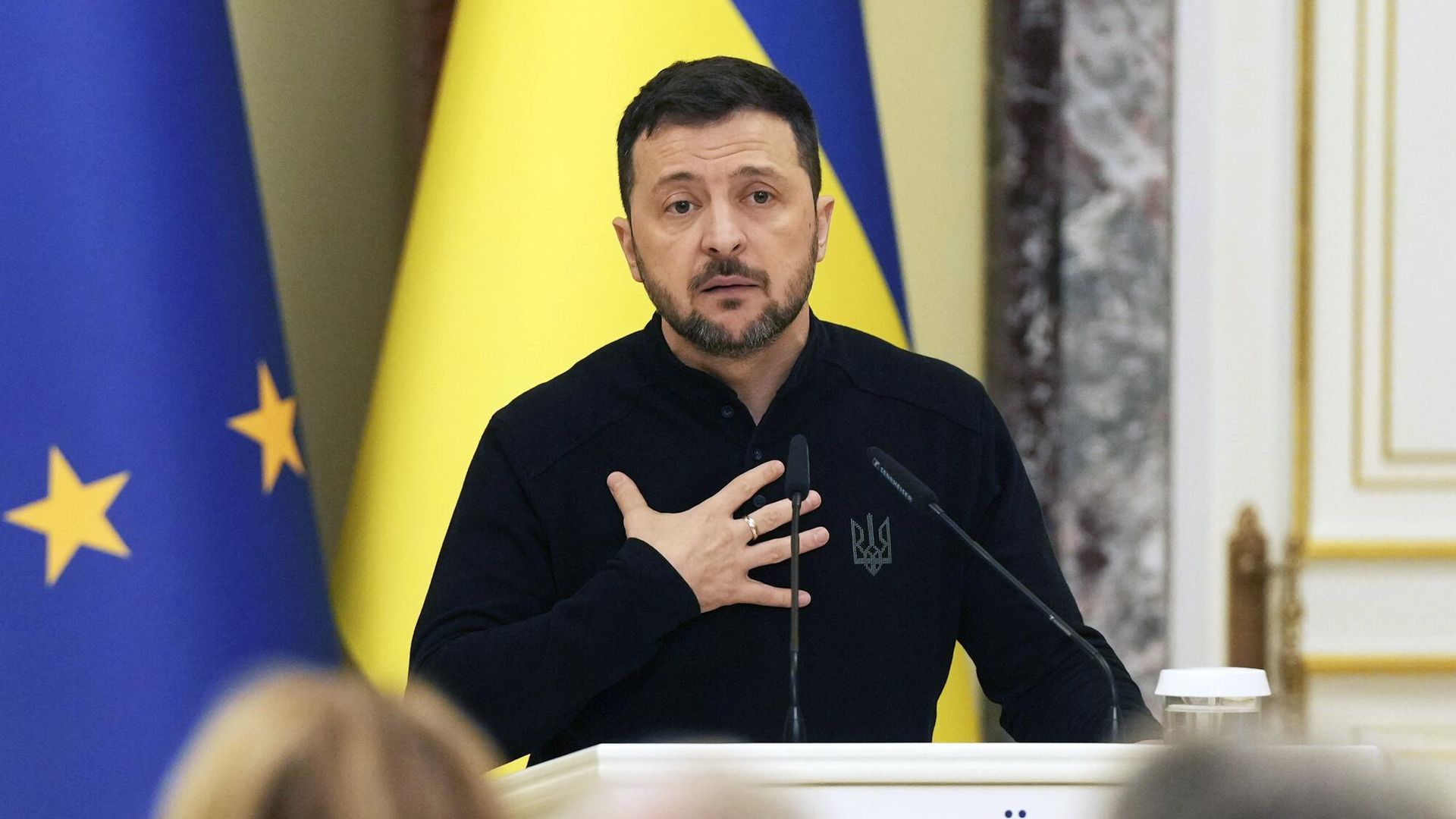 Владимир Зеленский во время пресс-конференции в Киеве Владимир Зеленский во время пресс-конференции в Киеве - РИА Новости, 1920, 07.01.2025
