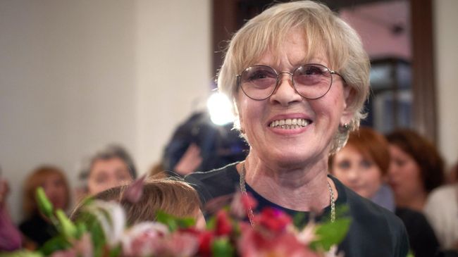 Народная артистка СССР, актриса Государственного академического Большого драматического театра имени Г. А. Товстоногова Алиса Фрейндлих на открытии выставки, посвященной актерской династии Фрейндлих в Санкт-Петербурге Народная артистка СССР, актриса Государственного академического Большого драматического театра имени Г. А. Товстоногова Алиса Фрейндлих на открытии выставки, посвященной актерской династии Фрейндлих в Санкт-Петербурге