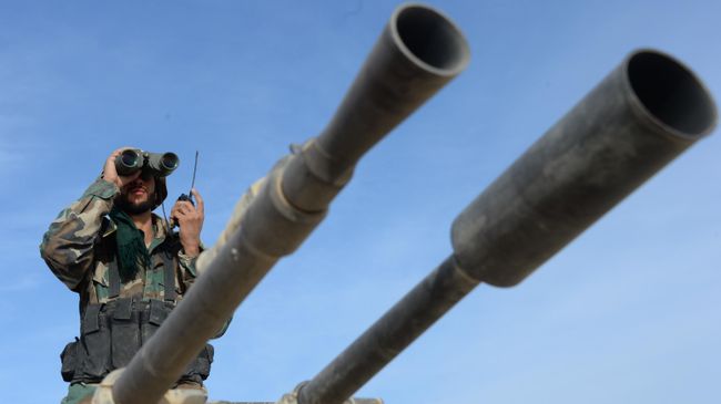 Сирийский военнослужащий Сирийский военнослужащий