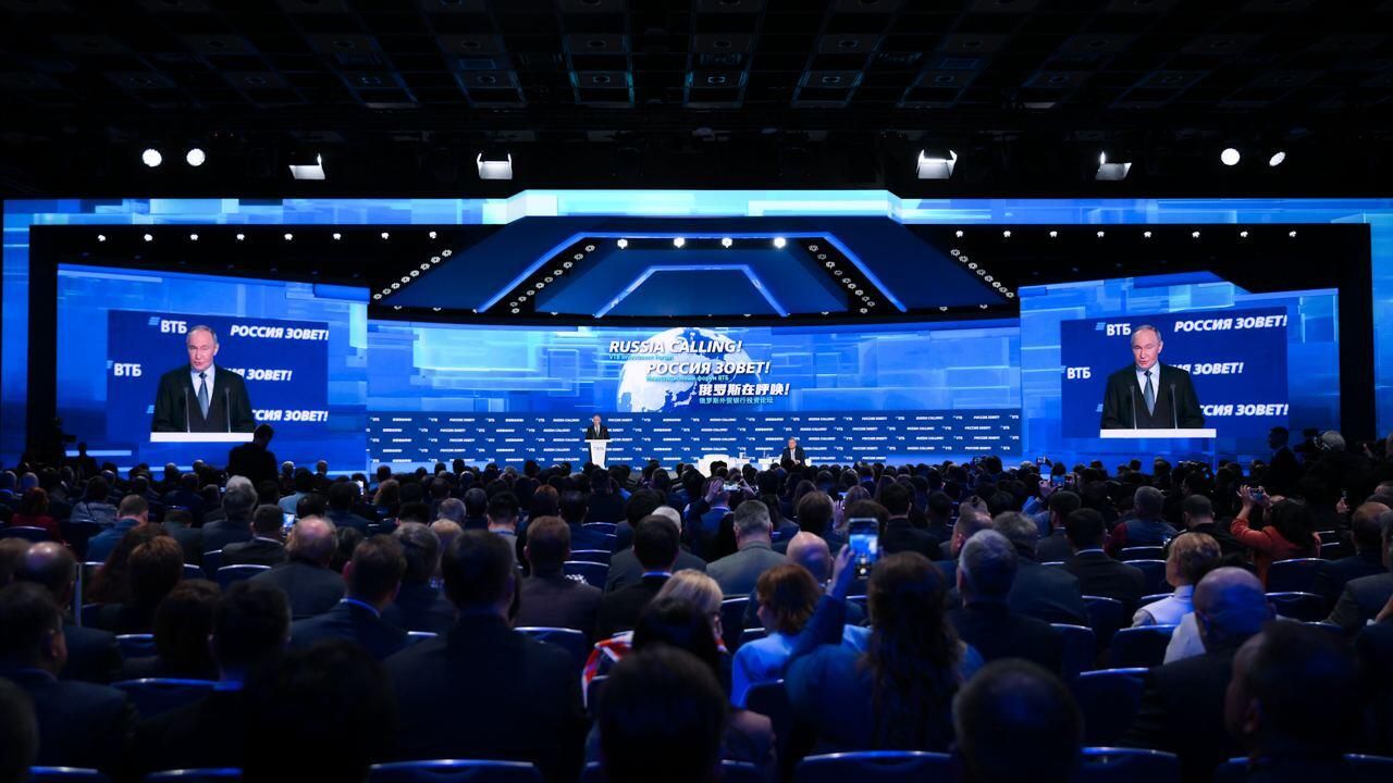 Говорите по-немецки: Путин назвал уровень суверенитета самым важным Говорите по-немецки: Путин назвал уровень суверенитета самым важным - РИА Новости, 1920, 04.12.2024