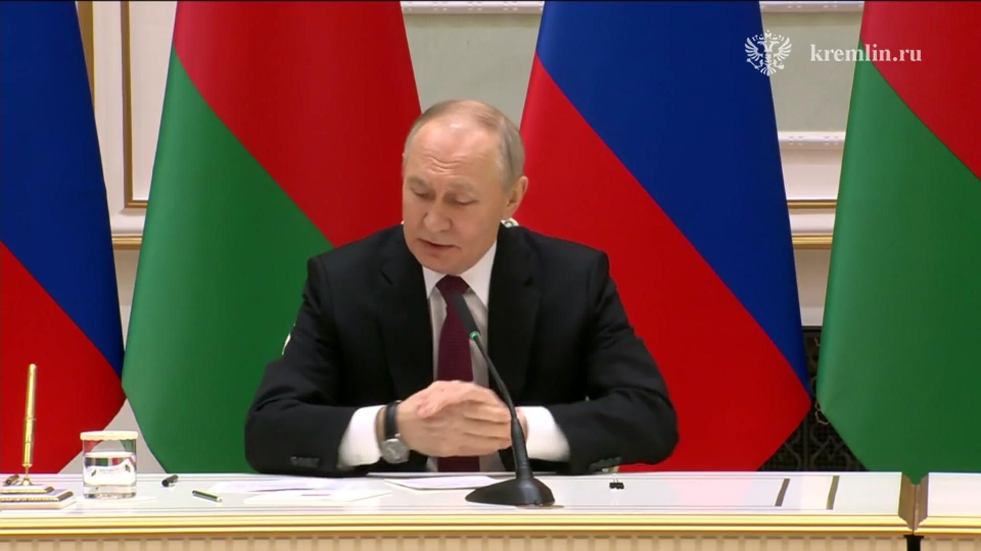 Путин о размещении Орешника на территории Белоруссии Путин о размещении Орешника на территории Белоруссии - РИА Новости, 1920, 06.12.2024