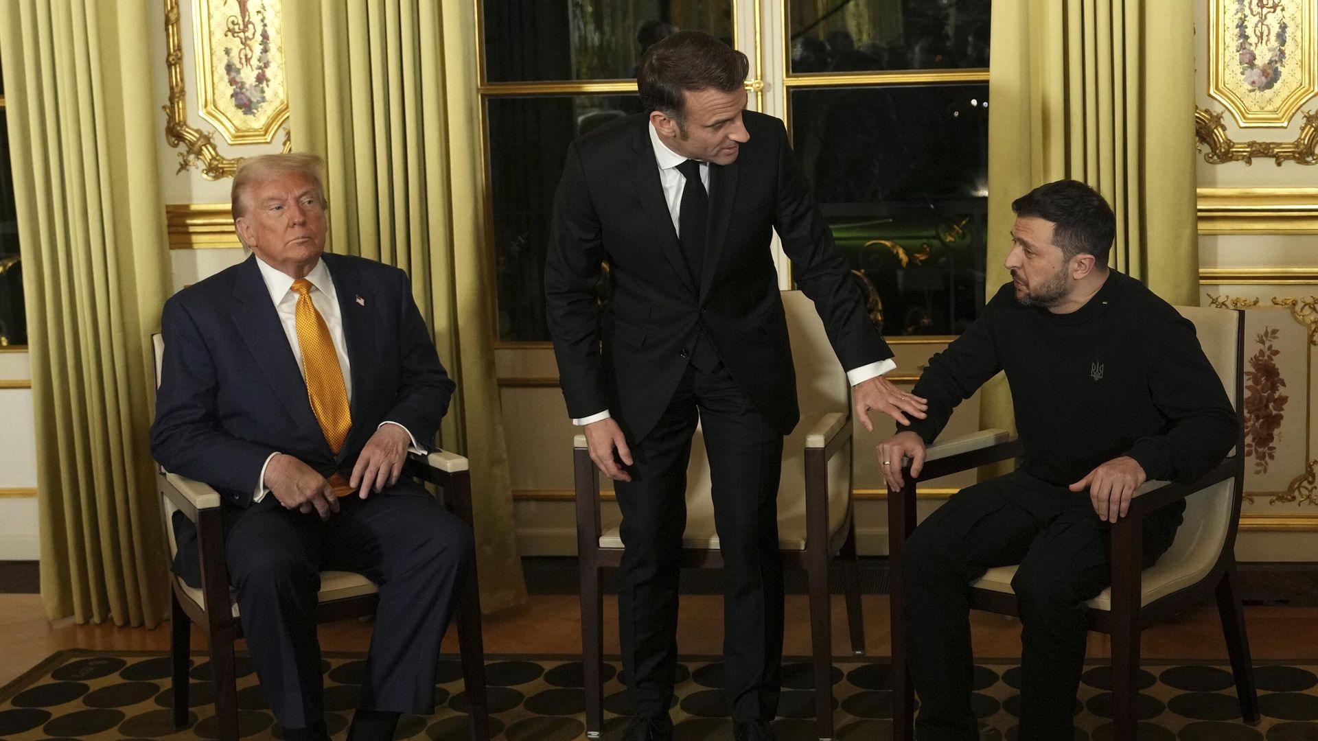Дональд Трамп, Эммануэль Макрон и Владимир Зеленский во время встречи в Париже, Франция Дональд Трамп, Эммануэль Макрон и Владимир Зеленский во время встречи в Париже, Франция - РИА Новости, 1920, 07.12.2024
