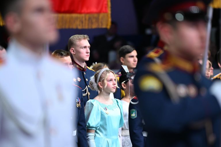 Участники IX Международного Кремлевского Благотворительного Кадетского Бала в Гостином дворе в Москве