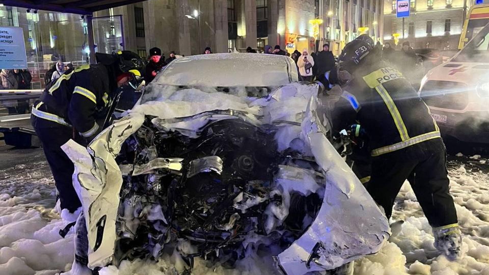 На месте ДТП с электробусом на улице Воздвиженка в Москве На месте ДТП с электробусом на улице Воздвиженка в Москве - РИА Новости, 1920, 12.12.2024