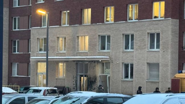 Место происшествия, где было приведено в действие взрывное устройство на Рязанском проспекте в Москве
