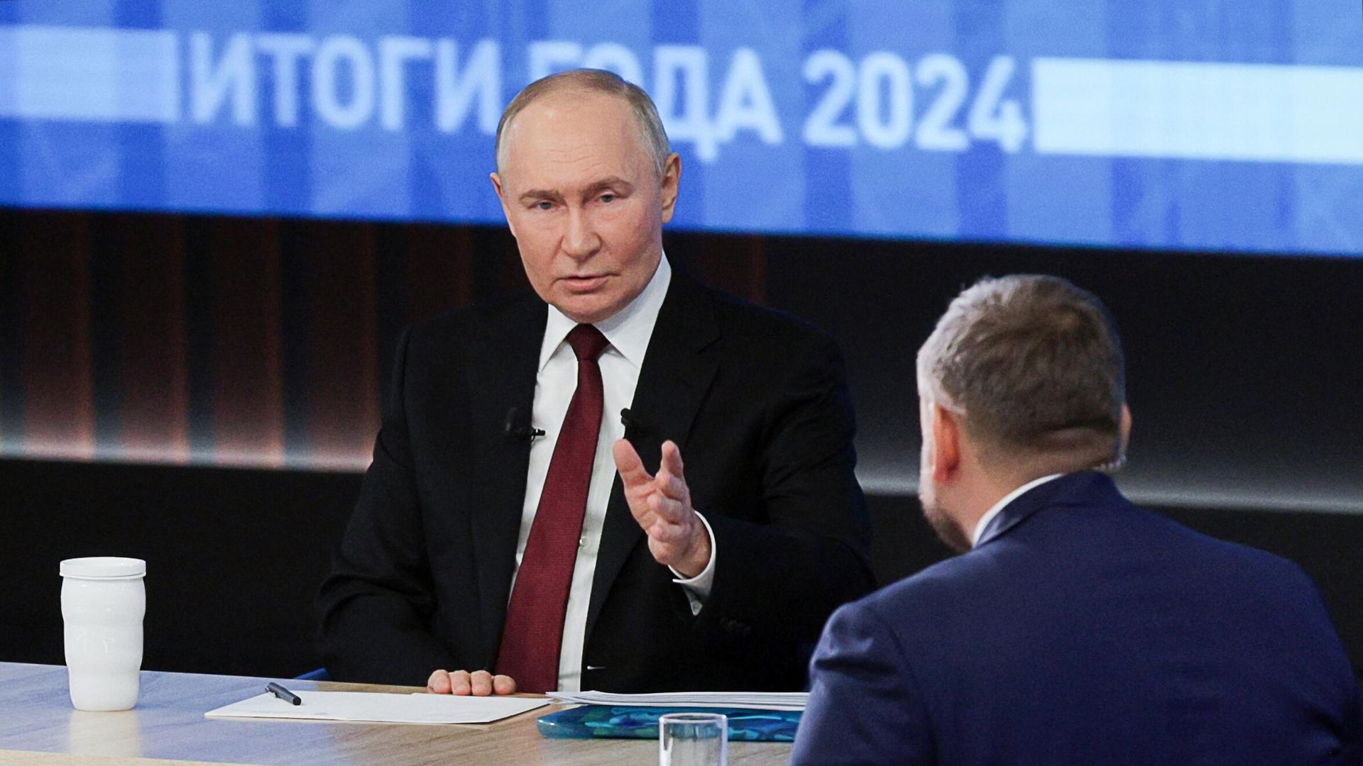 Президент России Владимир Путин проводит специальную программу Итоги года с Владимиром Путиным в Гостином дворе Президент России Владимир Путин проводит специальную программу Итоги года с Владимиром Путиным в Гостином дворе - РИА Новости, 1920, 19.12.2024