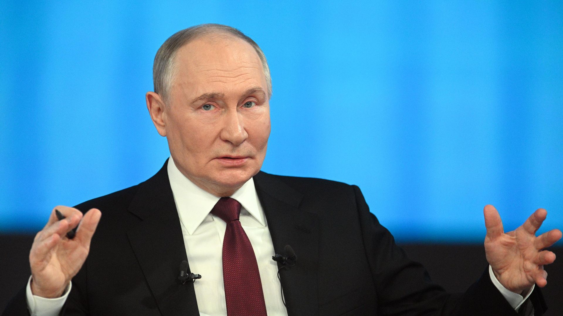 Президент России Владимир Путин проводит специальную программу Итоги года с Владимиром Путиным в Гостином дворе Президент России Владимир Путин проводит специальную программу Итоги года с Владимиром Путиным в Гостином дворе - РИА Новости, 1920, 19.12.2024