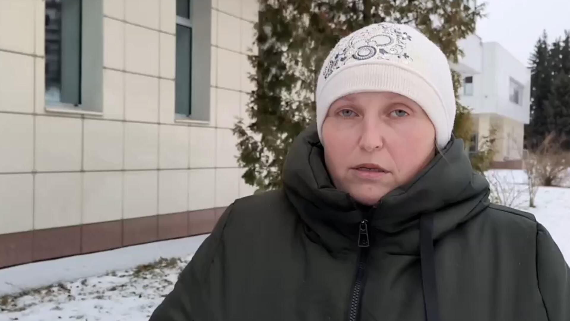 Жительница Курской области: ВСУ сжигают дронами жилые дома в Большесолдатском районе Жительница Курской области: ВСУ сжигают дронами жилые дома в Большесолдатском районе - РИА Новости, 1920, 20.12.2024