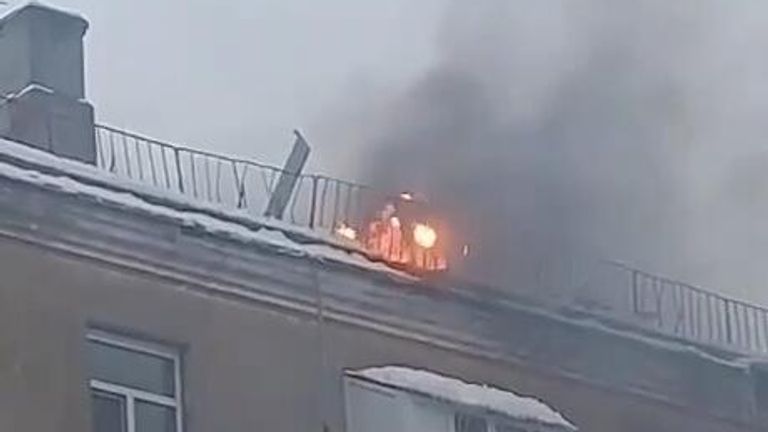Последствия атаки беспилотников по пятиэтажному дому в Казани Последствия атаки беспилотников по пятиэтажному дому в Казани