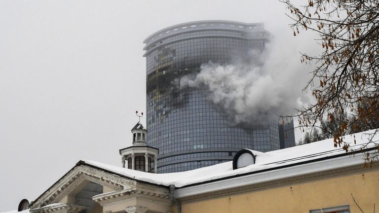 Многоэтажный ЖК Лазурные небеса в Казани, пострадавший при атаке БПЛА Многоэтажный ЖК Лазурные небеса в Казани, пострадавший при атаке БПЛА