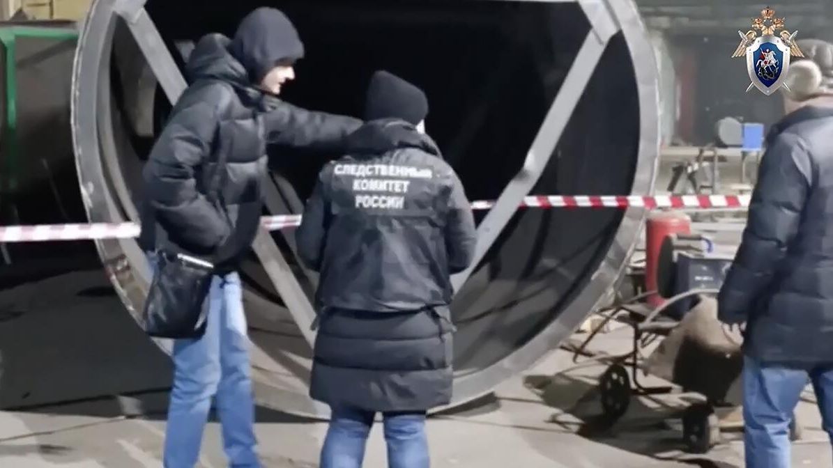 Место взрыва в арендованном цехе на территории ОАО Абаканский опытно-механический завод Место взрыва в арендованном цехе на территории ОАО Абаканский опытно-механический завод - РИА Новости, 1920, 23.12.2024