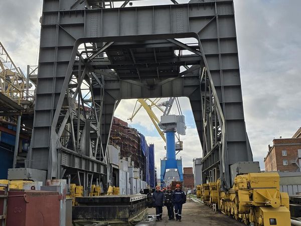 Портальные краны, Балтийский завод ОСК