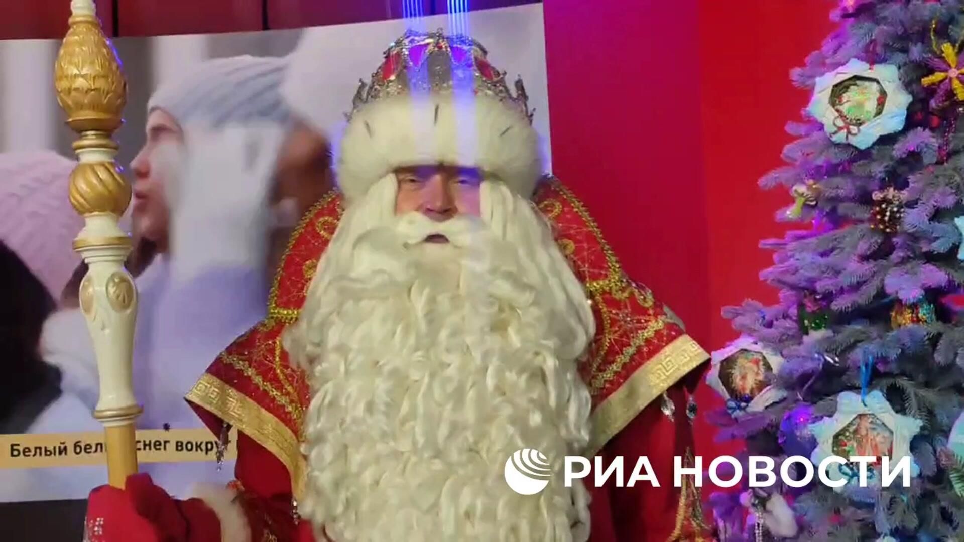 Не кладите ваши письма в морозилку! — Дед Мороз обратился к детям с просьбой Не кладите ваши письма в морозилку! — Дед Мороз обратился к детям с просьбой - РИА Новости, 1920, 27.12.2024