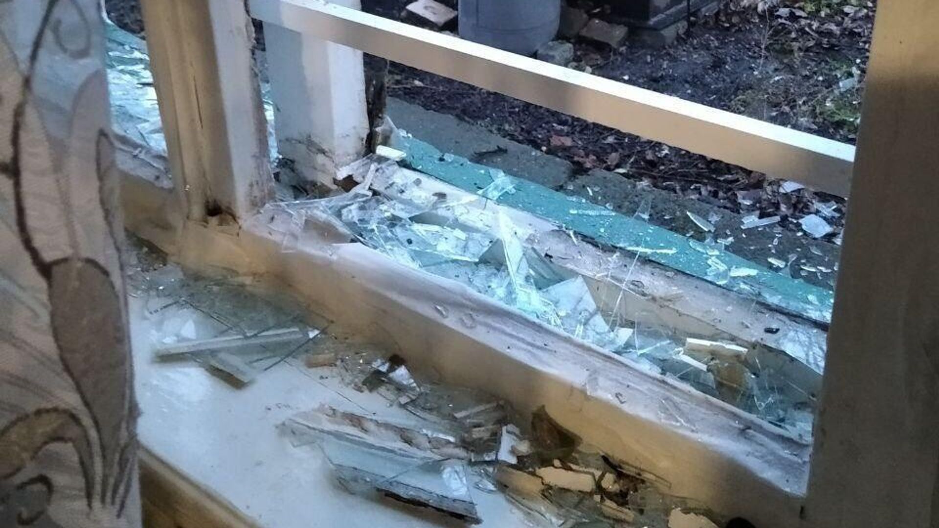 Последствия обстрела со стороны ВСУ жилмассива Комсомолец в Горловке Последствия обстрела со стороны ВСУ жилмассива Комсомолец в Горловке - РИА Новости, 1920, 05.01.2025