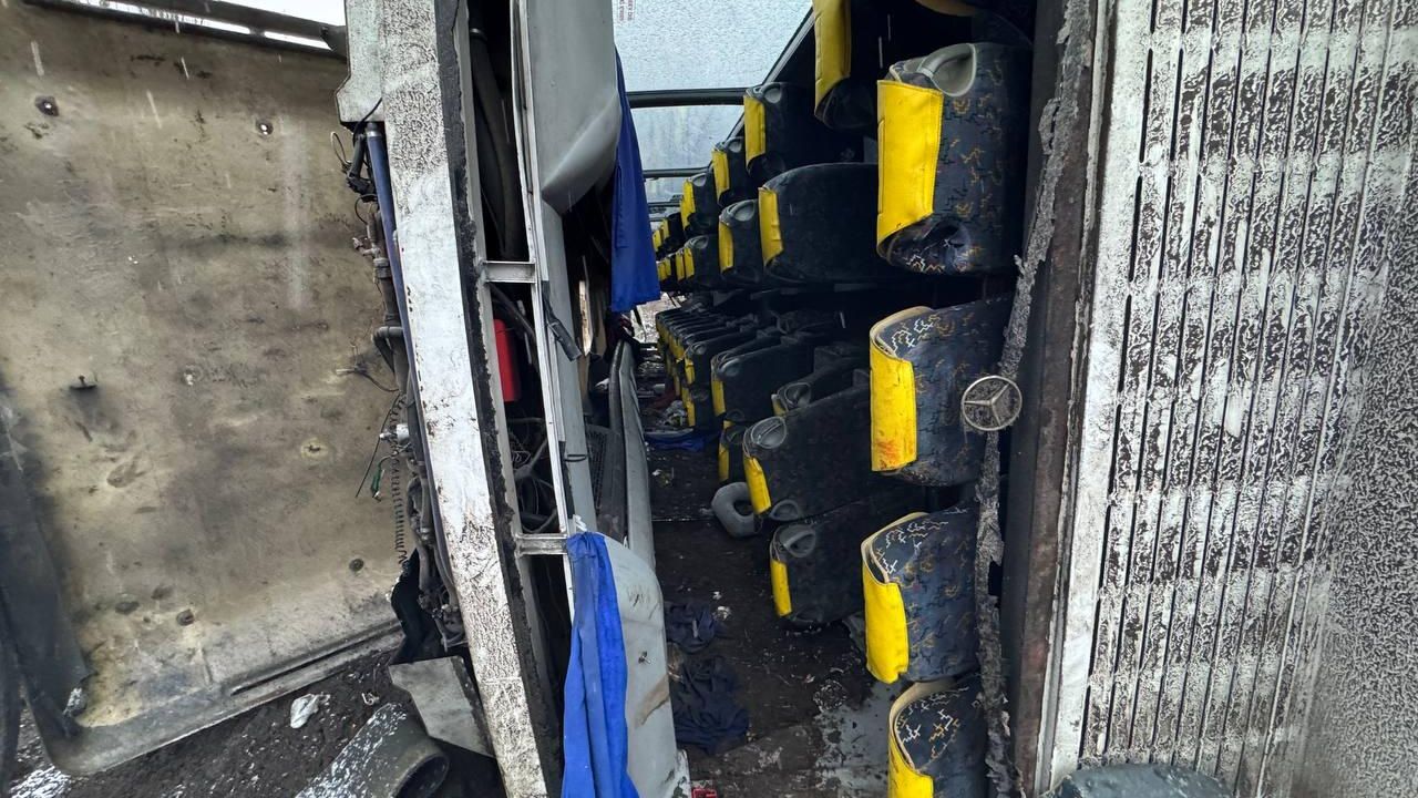 ДТП с участием рейсового автобуса на автодороге Донецк - Харцызск - Амвросиевка в районе Иловайска - РИА Новости, 1920, 12.01.2025