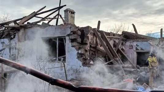 Последствия падения частей ракеты, сбитой системой ПВО в Макеевке. 15 января 2025 - РИА Новости, 1920, 15.01.2025