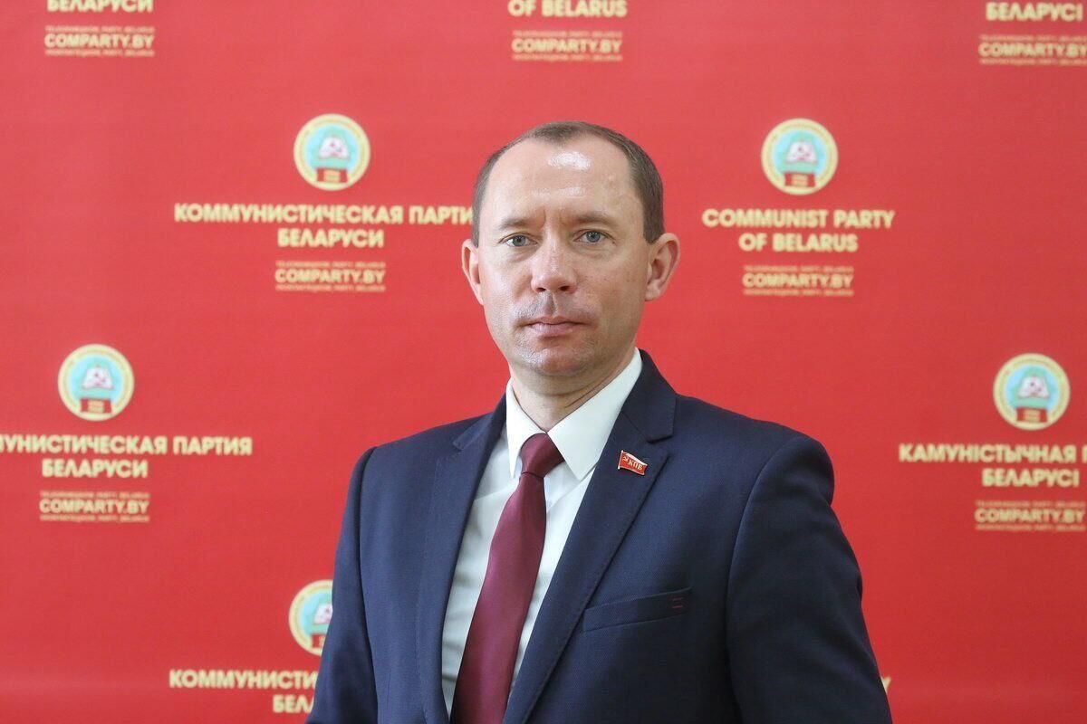 Кандидат от Коммунистической партии Беларуси Сергей Сыранков Кандидат от Коммунистической партии Беларуси Сергей Сыранков - РИА Новости, 1920, 15.01.2025