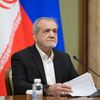 Президент Ирана Масуд Пезешкиан во время встречи с председателем правительства РФ Михаилом Мишустиным