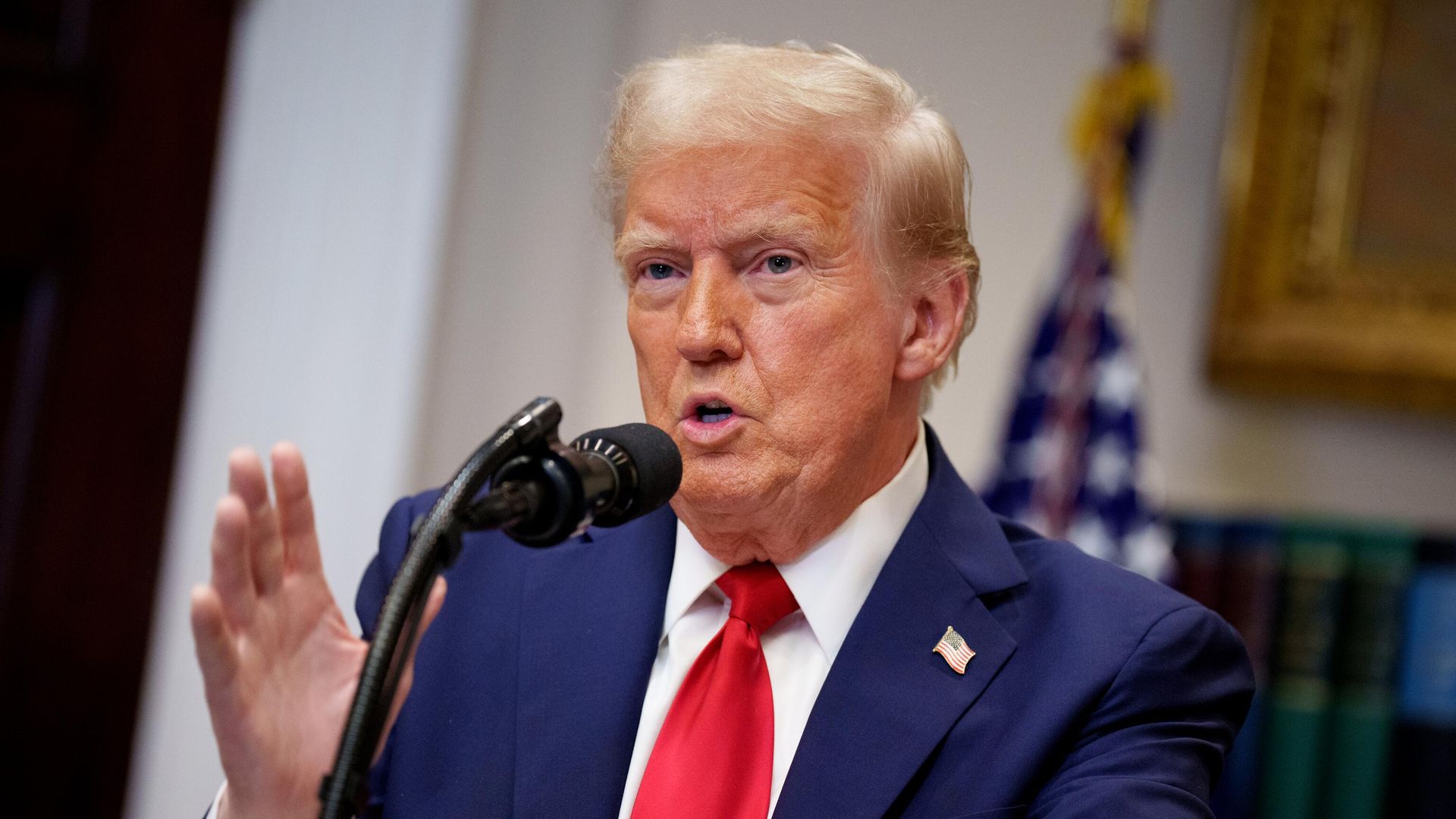 Президент США Дональд Трамп во время выступления в Белом доме - РИА Новости, 1920, 22.01.2025