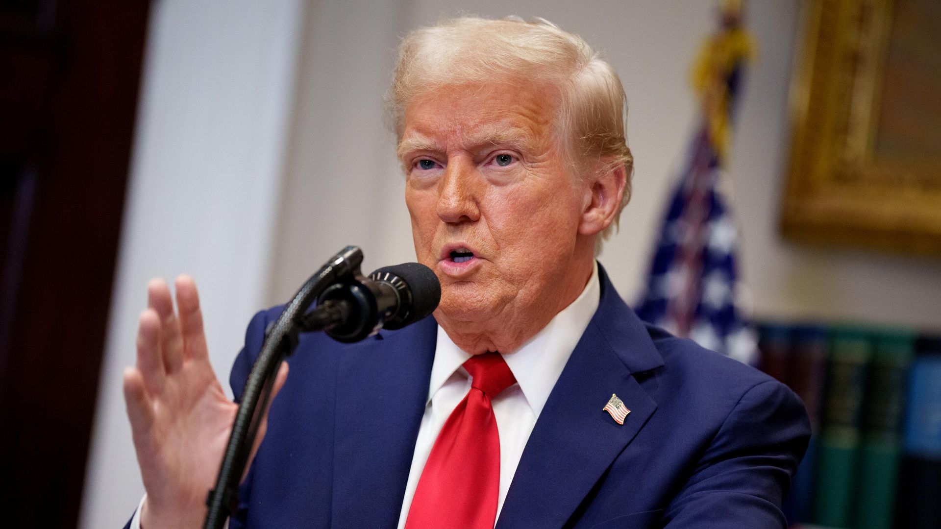 Президент США Дональд Трамп во время выступления в Белом доме - РИА Новости, 1920, 22.01.2025
