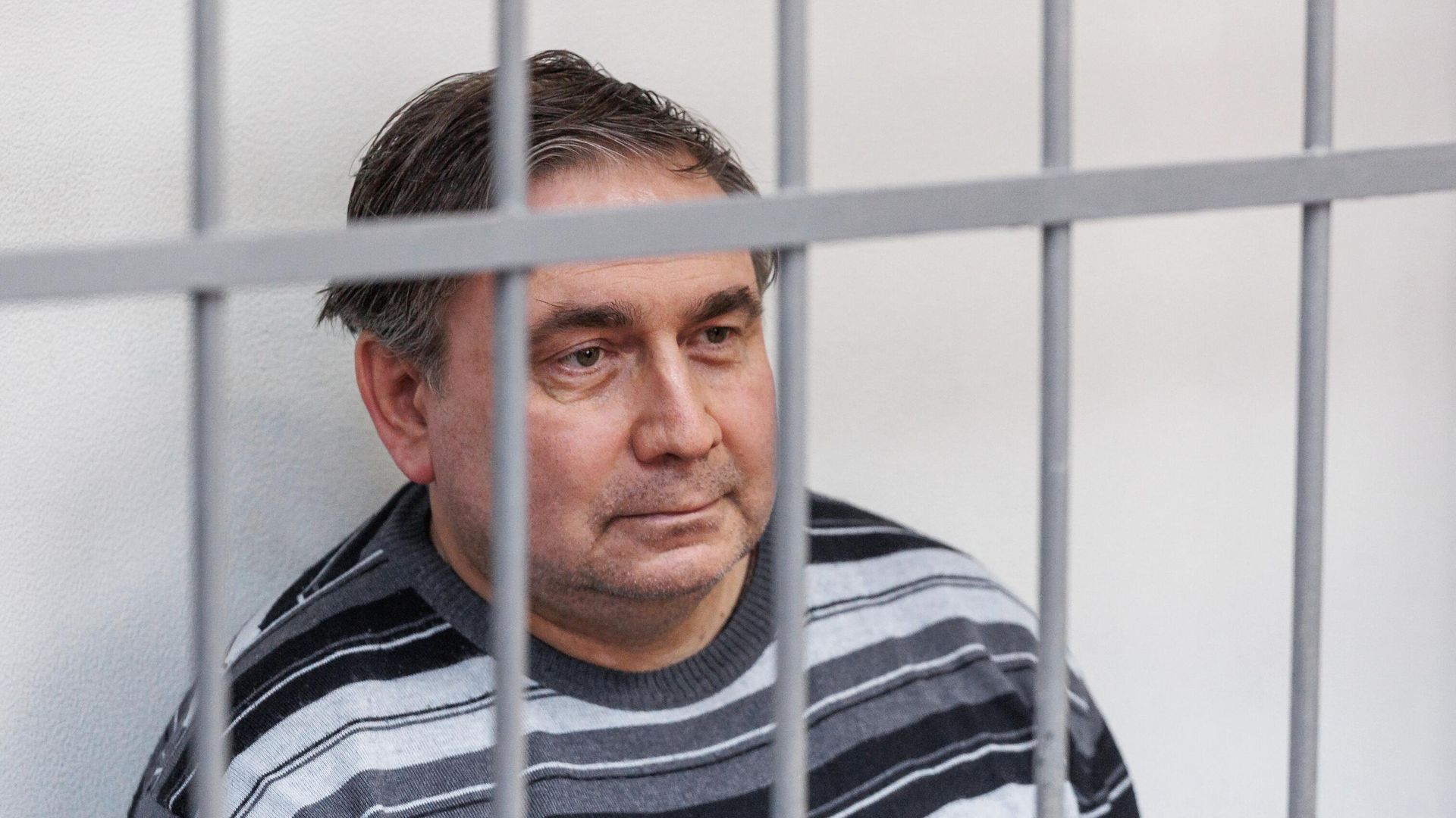 Бывший глава министерства энергетики и ЖКХ Свердловской области Николай Смирнов на заседании суда в Екатеринбурге Бывший глава министерства энергетики и ЖКХ Свердловской области Николай Смирнов на заседании суда в Екатеринбурге - РИА Новости, 1920, 12.03.2025