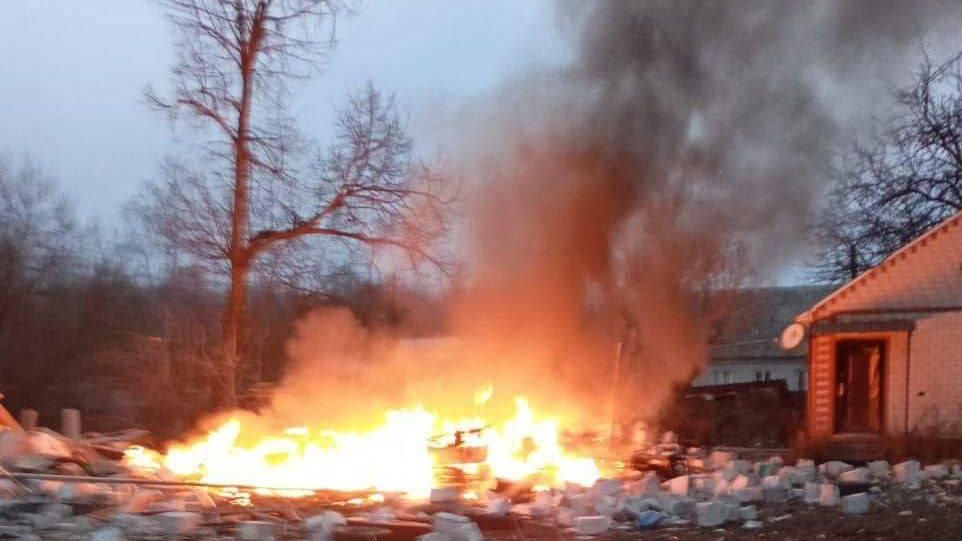 Последствия обстрела деревни Гирьи Беловского района Курской области со стороны ВСУ Последствия обстрела деревни Гирьи Беловского района Курской области со стороны ВСУ - РИА Новости, 1920, 26.01.2025