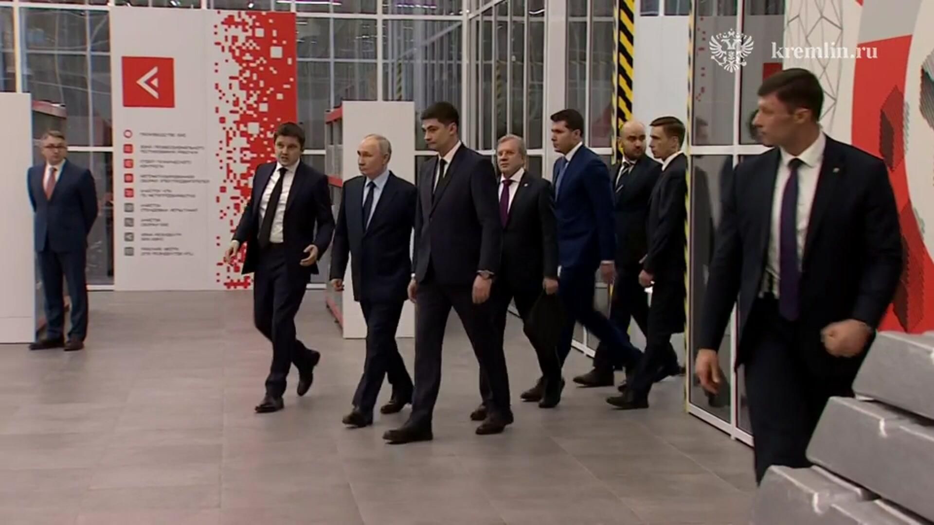 Путин в научно-производственном центре беспилотных авиационных систем Самара - РИА Новости, 1920, 28.01.2025