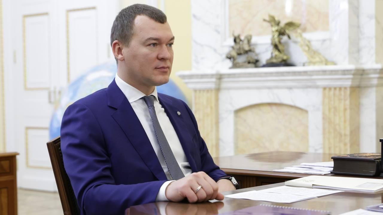 Министр спорта России Михаил Дегтярев во время встречи с губернатором Тульской области Дмитрием Миляевым - РИА Новости, 1920, 31.10.2025
