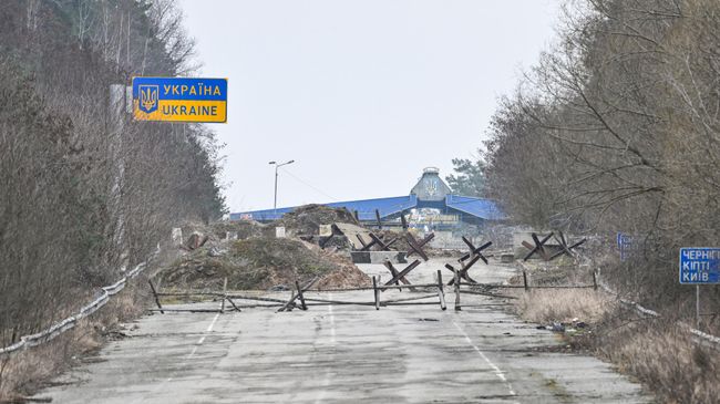 Граница Белоруссии и Украины возле пункта пропуска Новая Гута Гомельской области