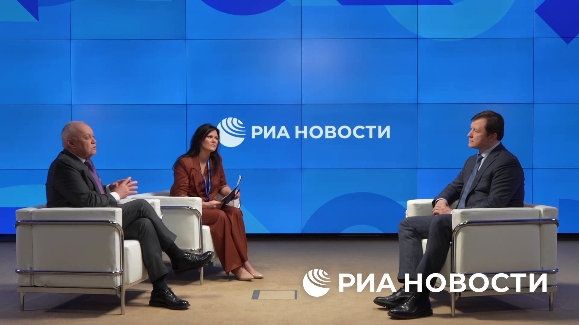 О градостроительной политике в Москве, программе реновации и общении с инвесторами. Интервью с Владимиром Ефимовым О градостроительной политике в Москве, программе реновации и общении с инвесторами. Интервью с Владимиром Ефимовым - РИА Новости, 1920, 03.02.2025