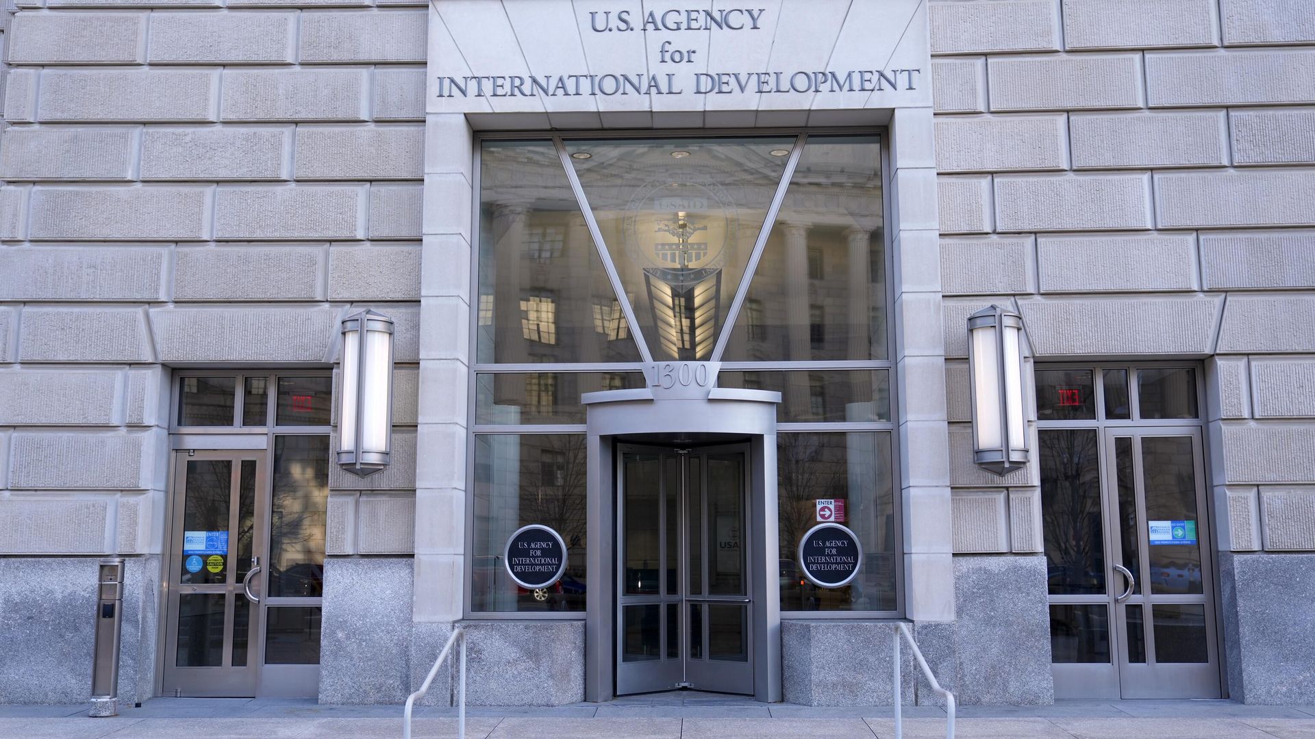 Вход в штаб-квартиру USAID - РИА Новости, 1920, 05.02.2025