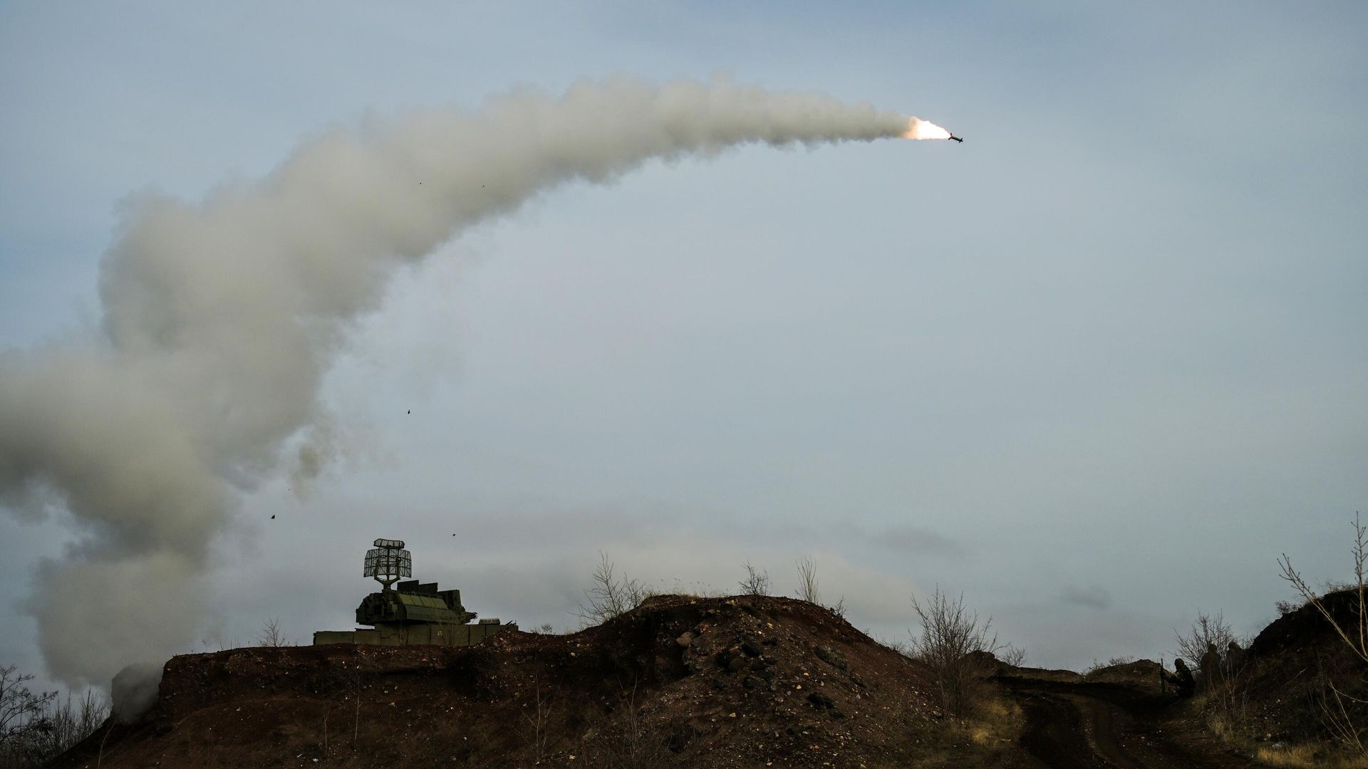 Боевая работа зенитного ракетного комплекса Тор Боевая работа зенитного ракетного комплекса Тор - РИА Новости, 1920, 06.02.2025