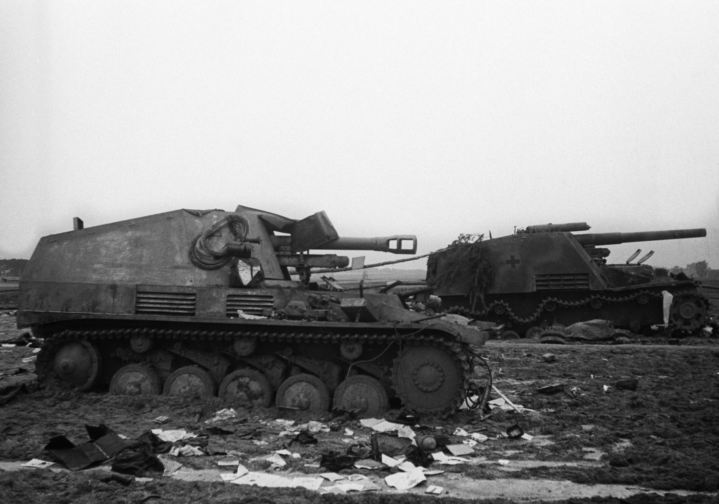 Разбитая немецкая техника после боев на Воронежском фронте Разбитая немецкая техника после боев на Воронежском фронте