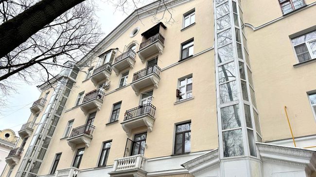 Дом 9 на улице Маршала Новикова в Москве