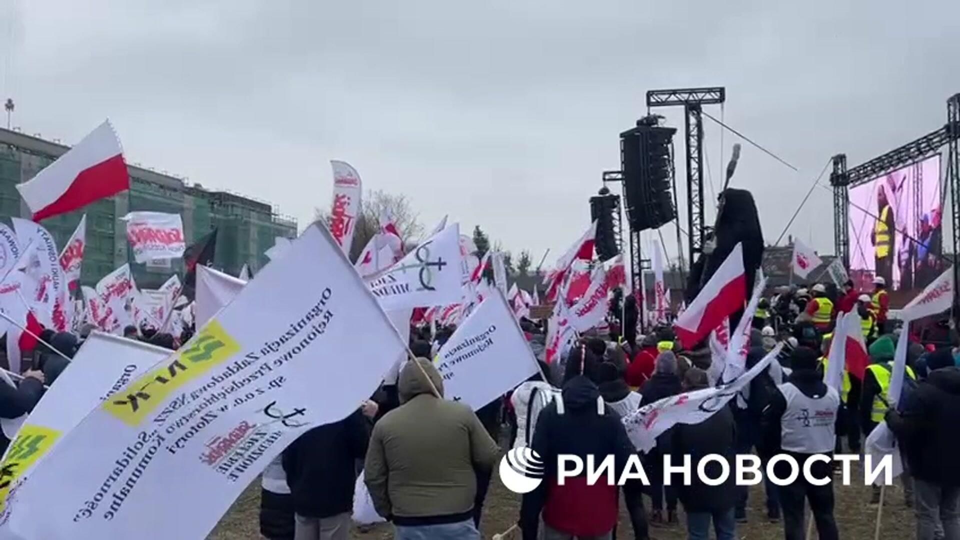 Протесты польских фермеров в Гданьске, где проходит выездное заседание Еврокомиссии - РИА Новости, 1920, 07.02.2025
