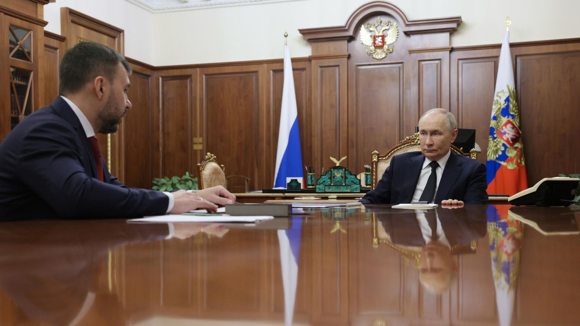 Президент РФ Владимир Путин и глава ДНР Денис Пушилин во время встречи. 10 февраля 2025 - РИА Новости, 1920, 10.02.2025