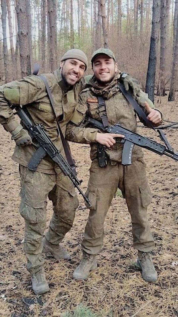 Пончик со старшим братом