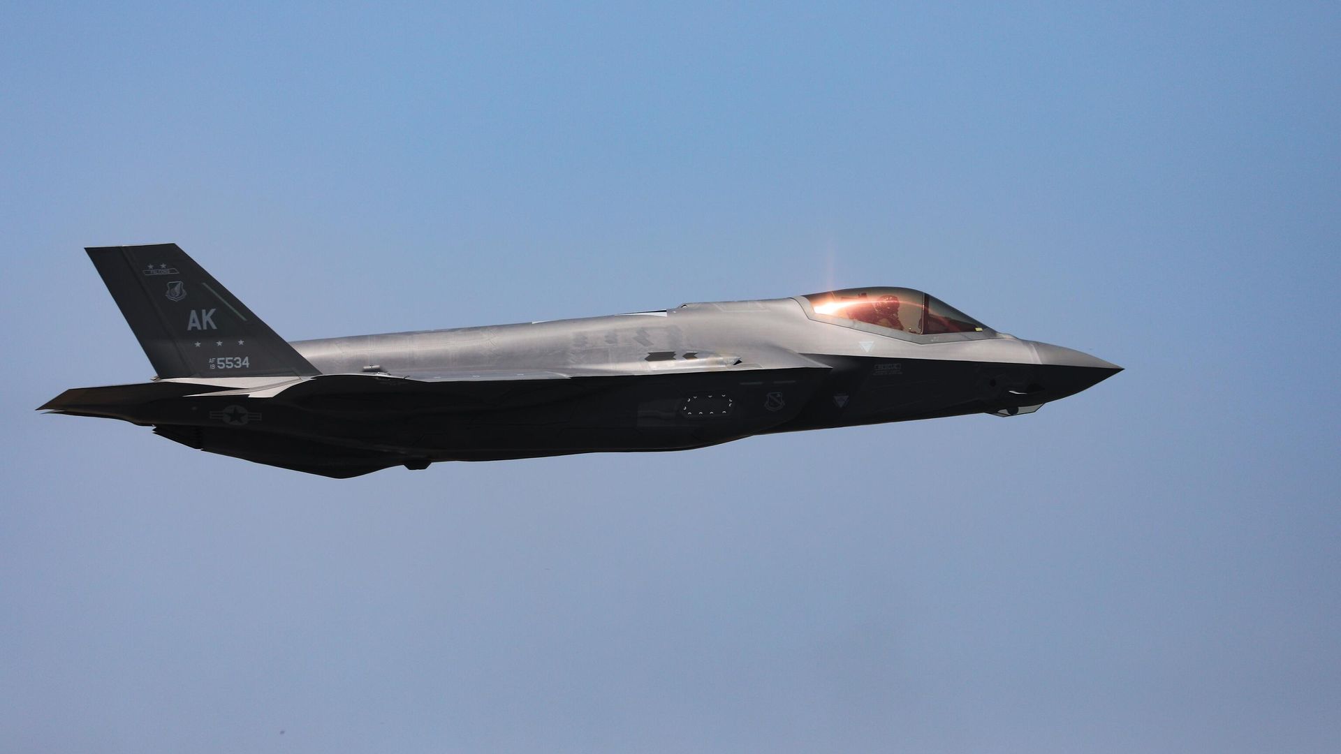 Истребитель-бомбардировщик F-35 - РИА Новости, 1920, 07.12.2025