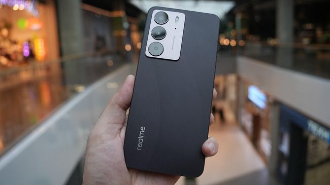 Realme C75